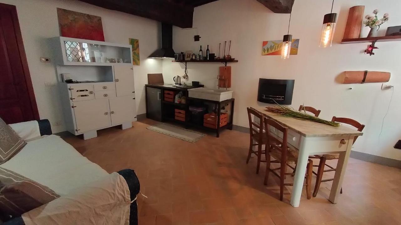 Casa Vacanze Carducci 산카시아노데이반니 외부 사진