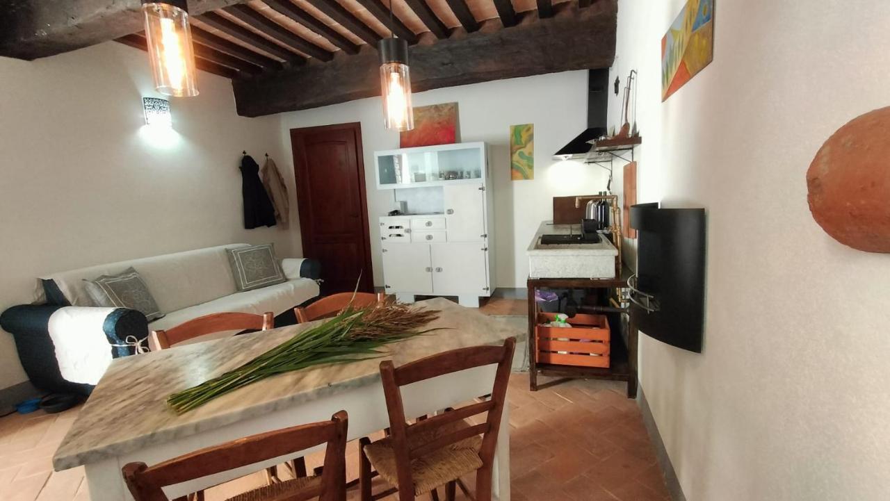 Casa Vacanze Carducci 산카시아노데이반니 외부 사진